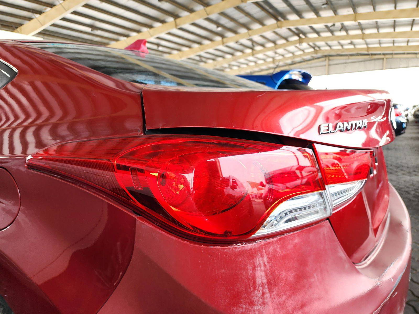 2013 HYUNDAI ELANTRA — 260409 Miles — Lot 58316774 — Souq - Marhaba Auctions Used Cars - Image 10