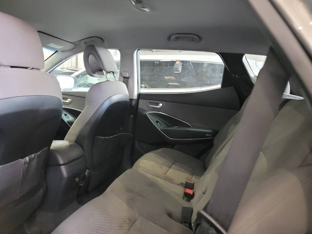 2018 HYUNDAI SANTA FE — 91051 Miles — Lot 072196 — Main - Marhaba Auctions Used Cars - Image 6