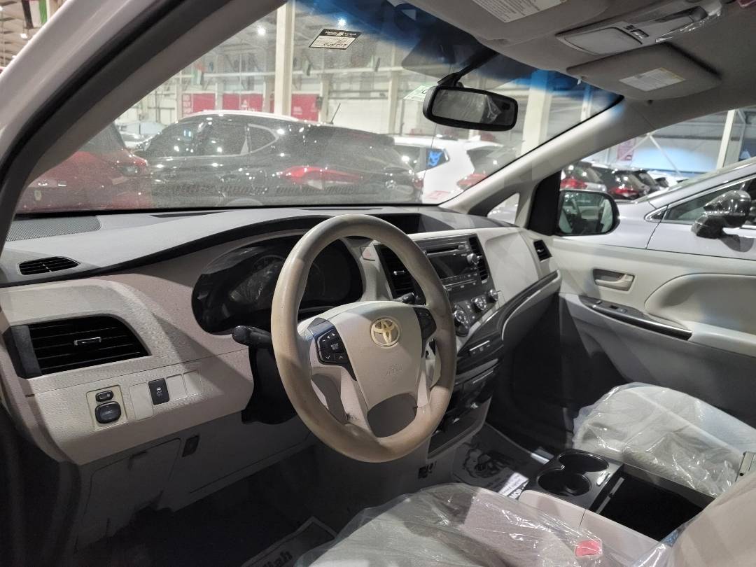 2011 TOYOTA SIENNA — 248535 Miles — Lot 9BS027251 — Main - Marhaba Auctions Used Cars - Image 6