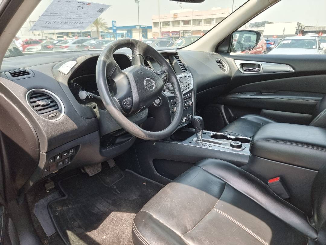 2017 NISSAN PATHFINDER — 212580 KM — Lot 62901 — Ind. 12 - Marhaba Auctions Used Cars - Image 5