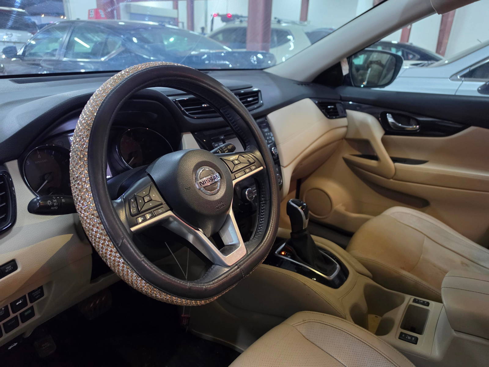 2017 NISSAN ROGUE — 100707 Miles — Lot 43956602 - Marhaba Auctions Used Cars - Image 9