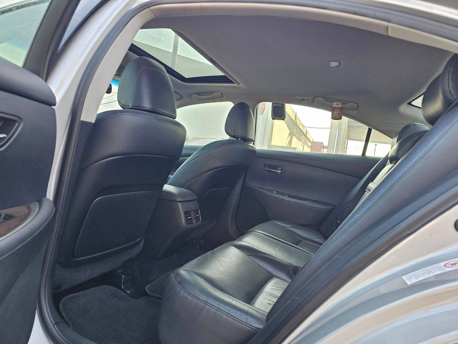 LEXUS ES 350 2010 - Marhaba Auction Used Cars - Image 5