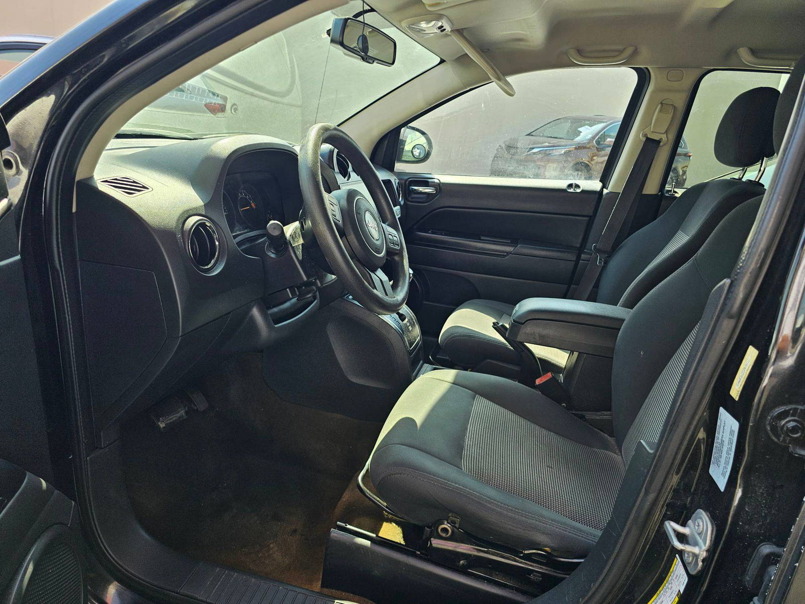 JEEP COMPASS 2016 - Marhaba Auction Used Cars - Image 8