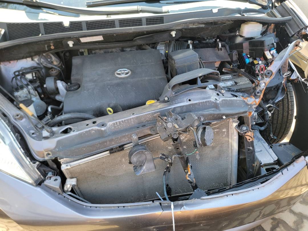 2015 TOYOTA SIENNA — 143180 Miles — Lot 13042 — Main - Marhaba Auctions Used Cars - Image 12