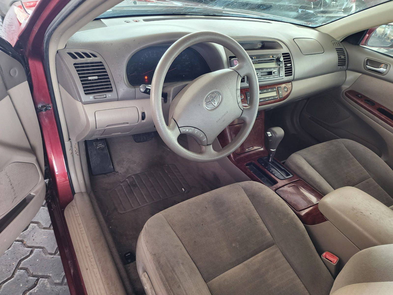 2005 TOYOTA CAMRY — 263752 Miles — Lot 37965034 - Marhaba Auctions Used Cars - Image 9