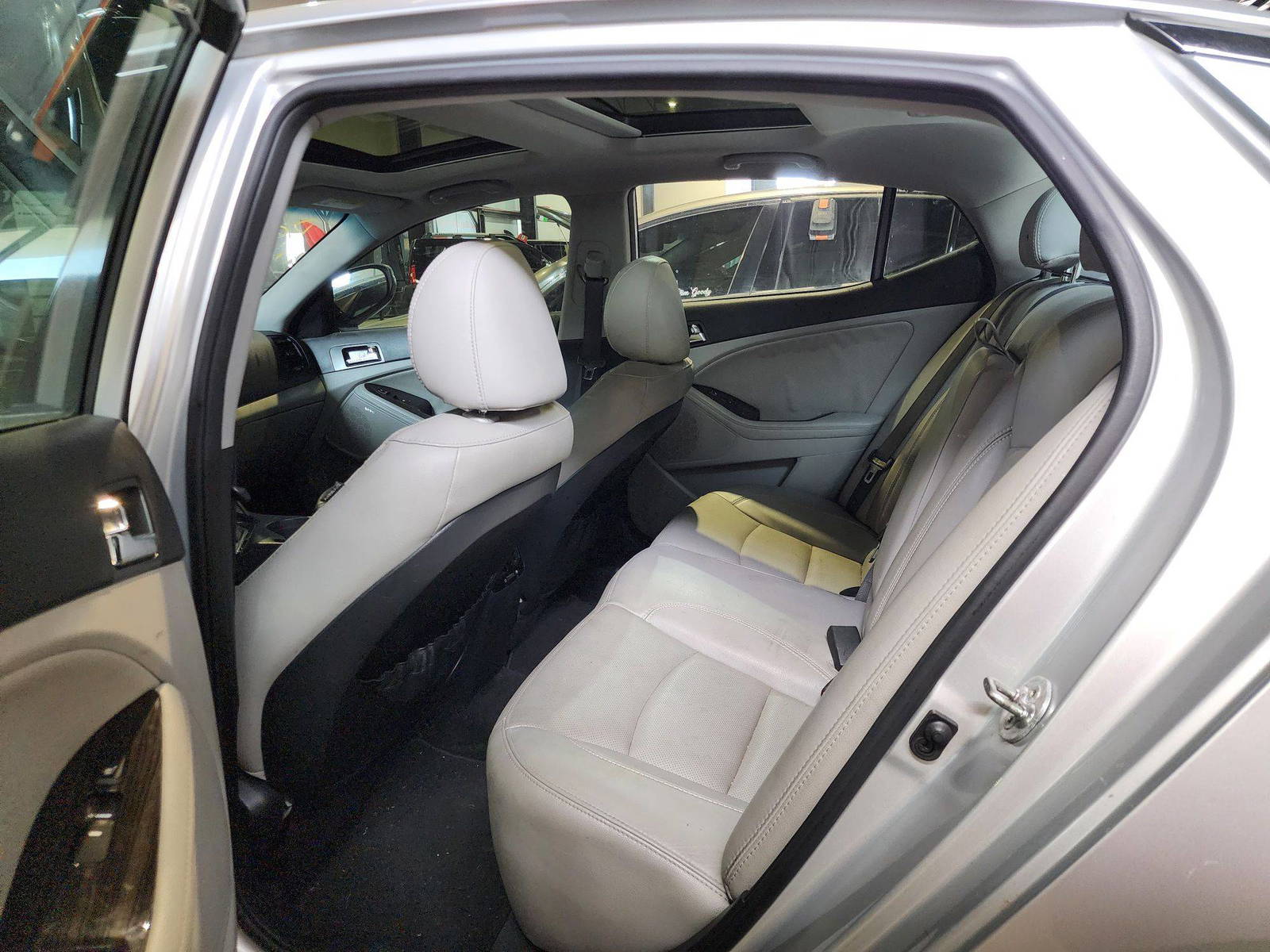 2013 KIA OPTIMA — 165290 Miles — Lot 41431911 — Al Quoz - Marhaba Auctions Used Cars - Image 7