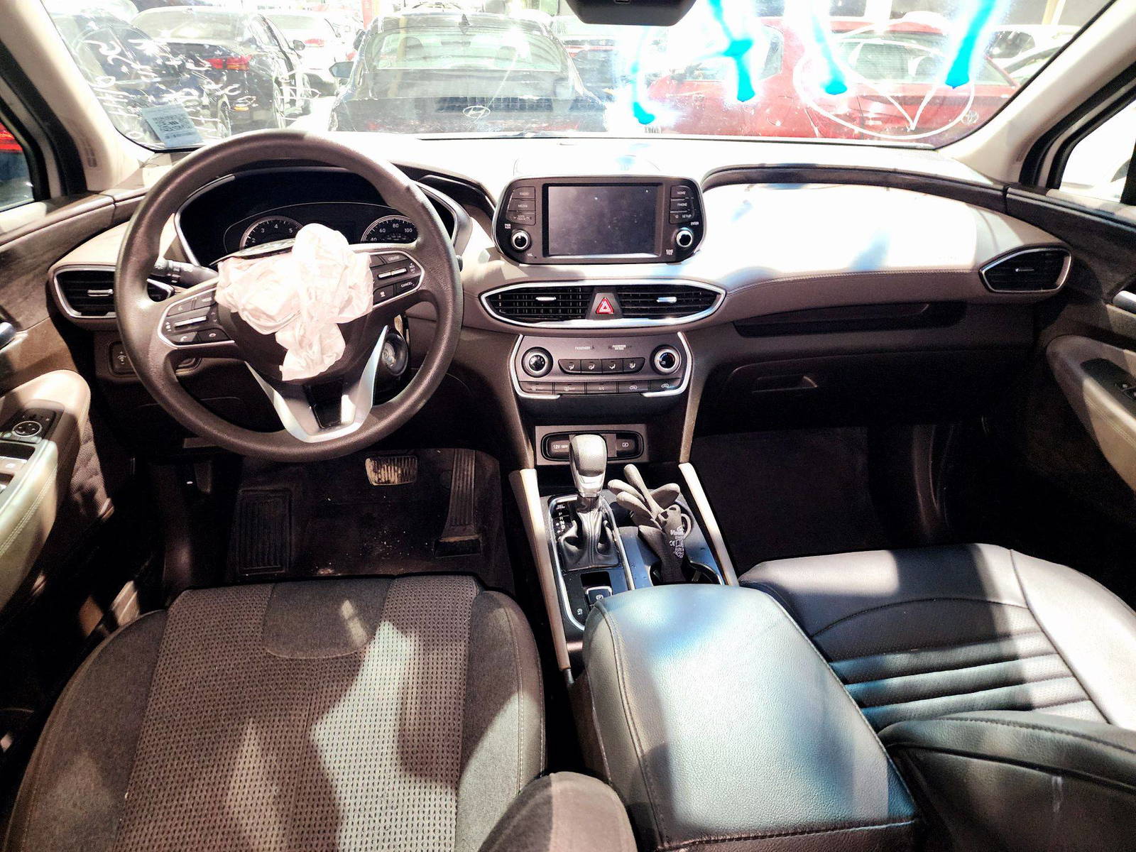 2019 HYUNDAI SANTA FE — 91057 Miles — Lot AD3KH096568 — Souq - Marhaba Auctions Used Cars - Image 7