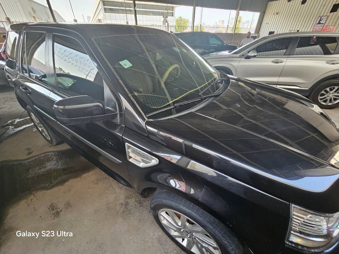 2014 LAND ROVER LR2 — 175563 KM — Lot H396465 — Main - Marhaba Auctions Used Cars - Image 6