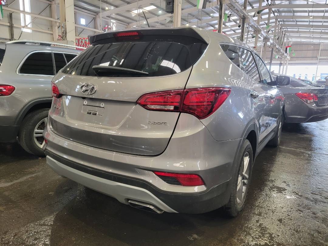 2018 HYUNDAI SANTA FE — 145506 Miles — Lot 9JG563248 — Main - Marhaba Auctions Used Cars - Image 4
