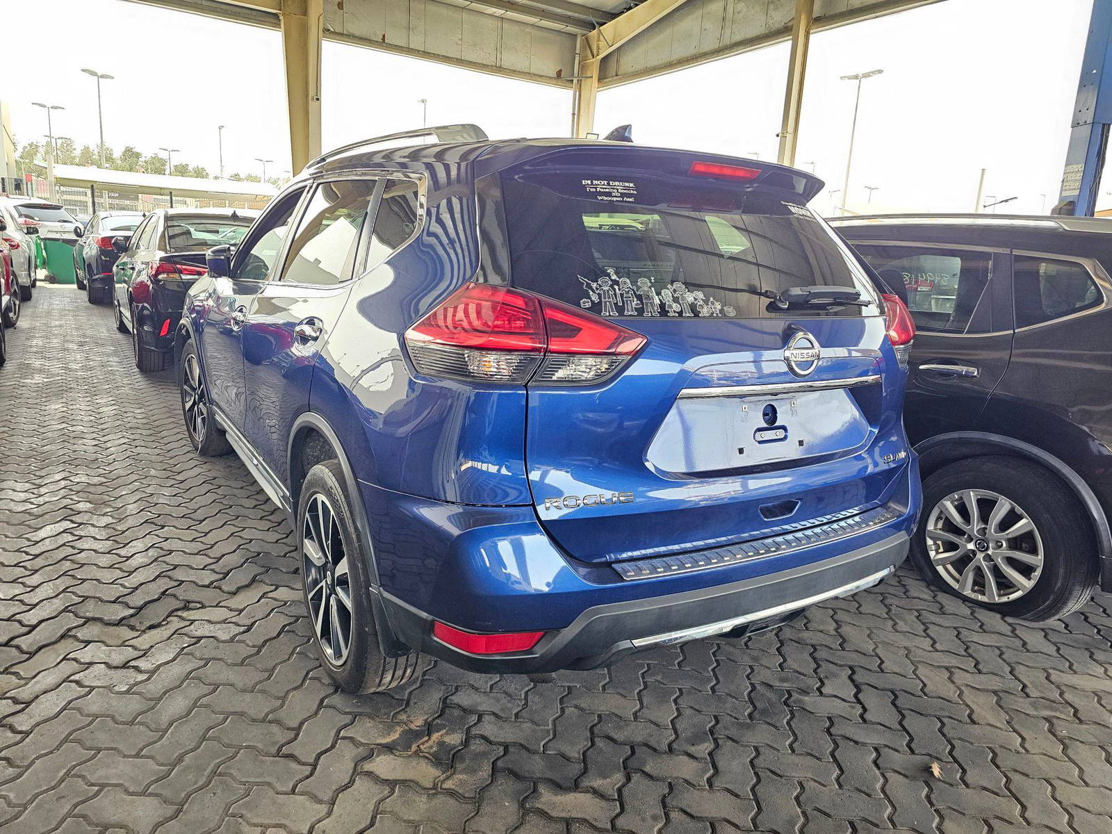 NISSAN ROGUE 2017 - Marhaba Auction Used Cars - Image 4