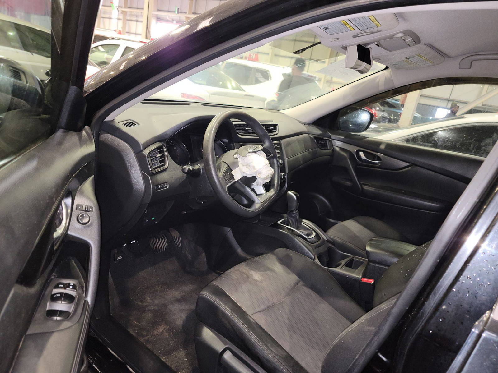 NISSAN ROGUE 2017 - Marhaba Auction Used Cars - Image 9