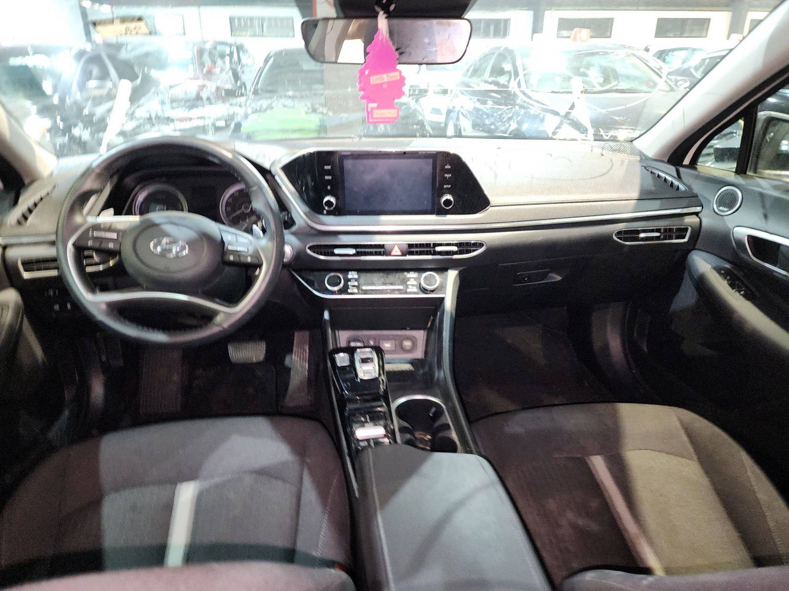 2021 HYUNDAI SONATA — 42857 Miles — Lot 23609 — Al Quoz - Marhaba Auctions Used Cars - Image 7