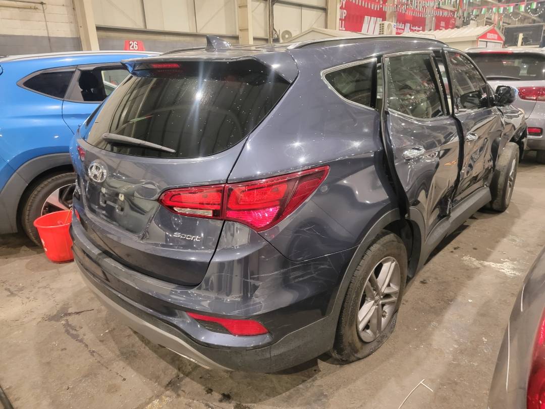 2017 HYUNDAI SANTA FE SPORT — 119100 Miles — Lot HH002822 — Main - Marhaba Auctions Used Cars - Image 8