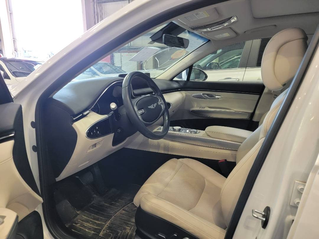 2022 GENESIS GV70 — 60253 Miles — Lot 70845404 — Main - Marhaba Auctions Used Cars - Image 6