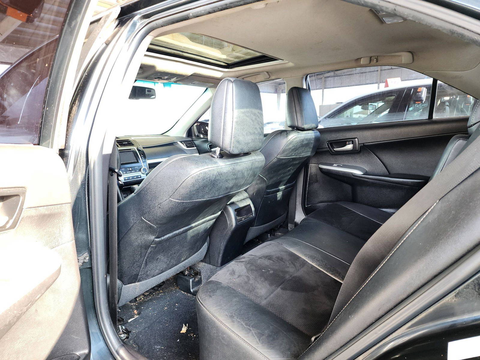 2012 TOYOTA CAMRY — 111836 Miles — Lot 881059 — Souq - Marhaba Auctions Used Cars - Image 6