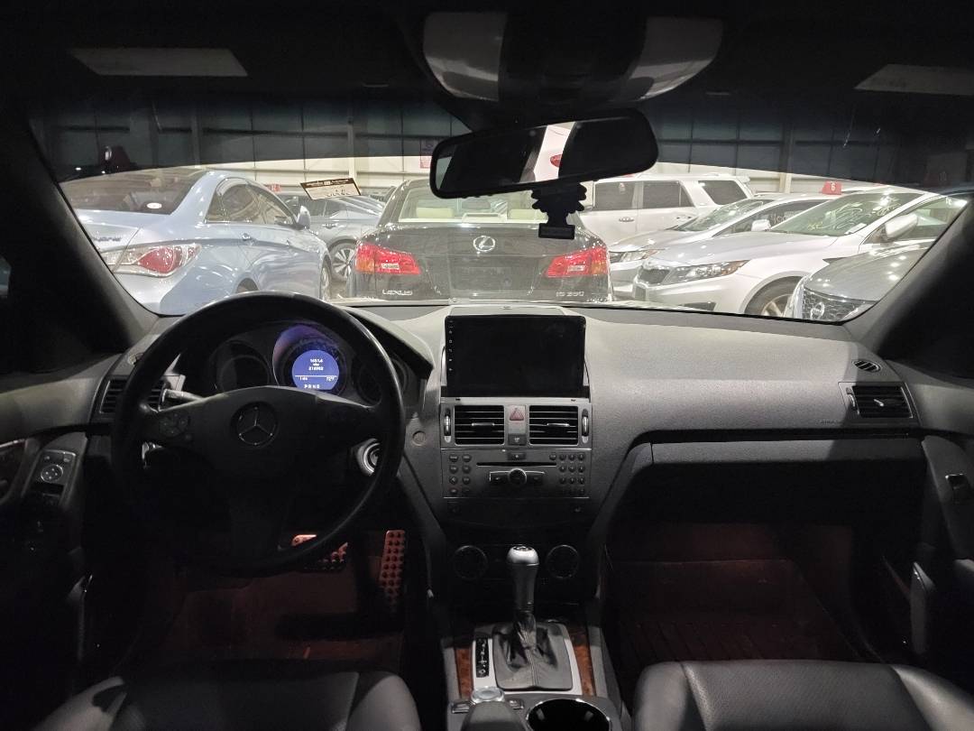 MERCEDES BENZ C300 2010 - Marhaba Auction Used Cars - Image 8