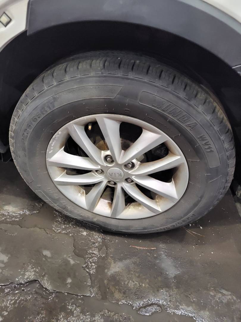 2017 KIA SORENTO — 158825 KM — Lot 82256454 — Main - Marhaba Auctions Used Cars - Image 9