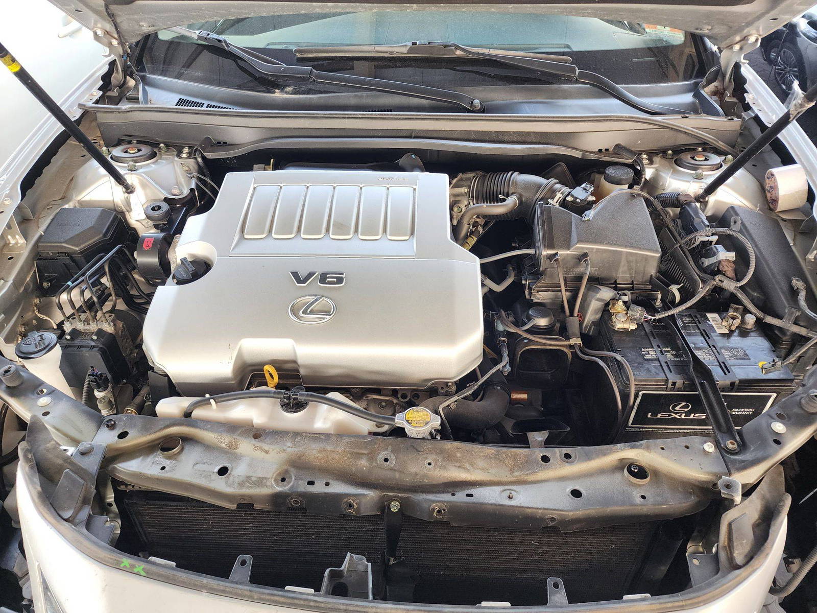 2014 LEXUS ES 350 — 94295 Miles — Lot 52157064 — Souq - Marhaba Auctions Used Cars - Image 5