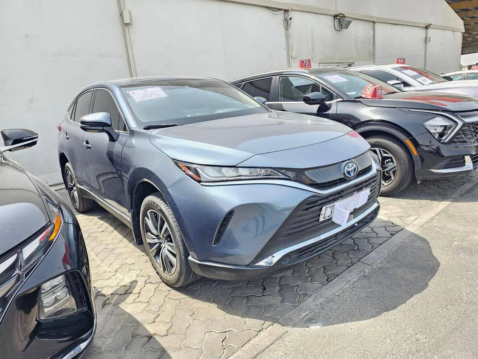 2022 TOYOTA VENZA — 65666 KM — Lot AH3NJ114499 — Souq - Marhaba Auctions Used Cars - Image 3