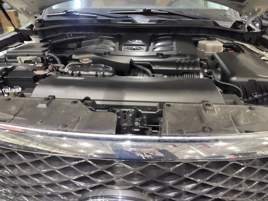 2016 INFINITI QX80 — 156399 KM — Lot 40450559 — Main - Marhaba Auctions Used Cars - Image 12