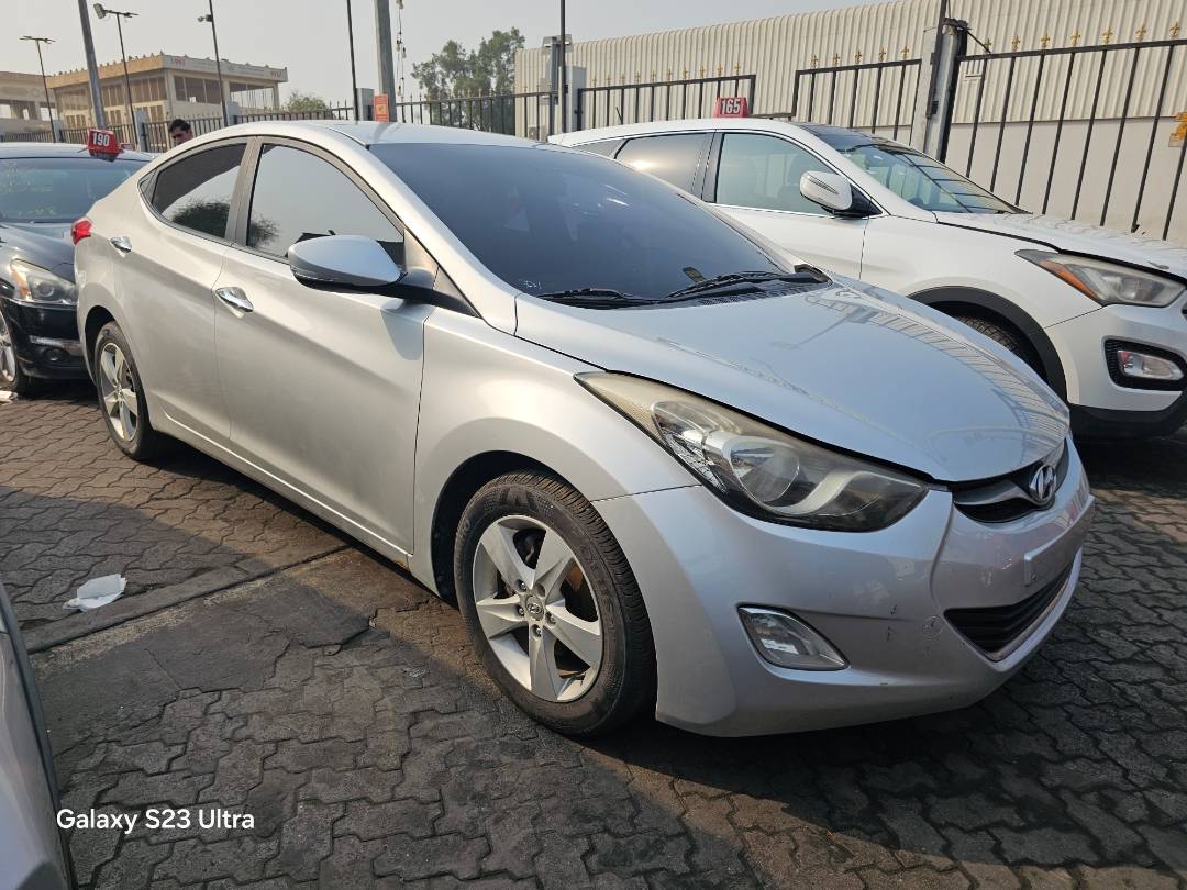 2011 HYUNDAI AVANTE — 172577 KM — Lot 049034 — Ind. 12 - Marhaba Auctions Used Cars - Image 3