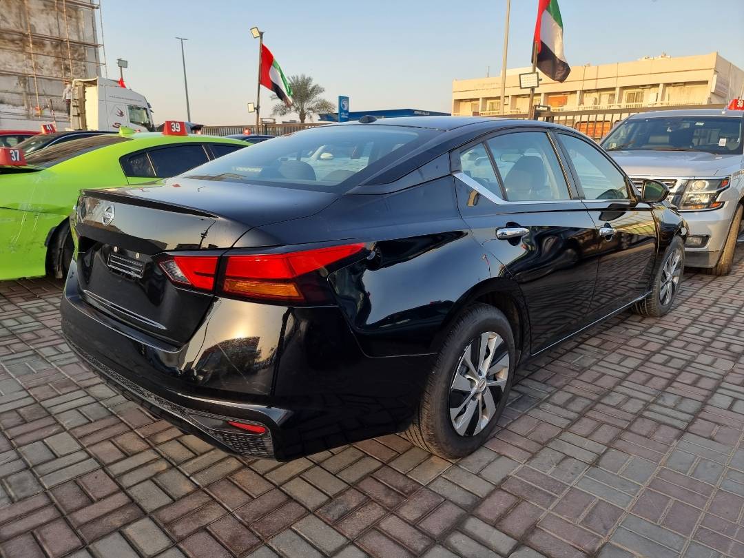 2019 NISSAN ALTIMA — 165818 Miles — Lot 9825 — Main - Marhaba Auctions Used Cars - Image 3