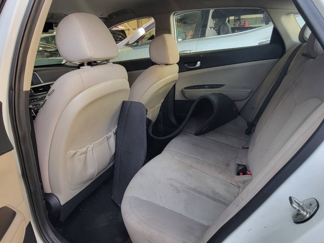 2018 KIA OPTIMA — 168006 Miles — Lot 38JG267955 — Main - Marhaba Auctions Used Cars - Image 9