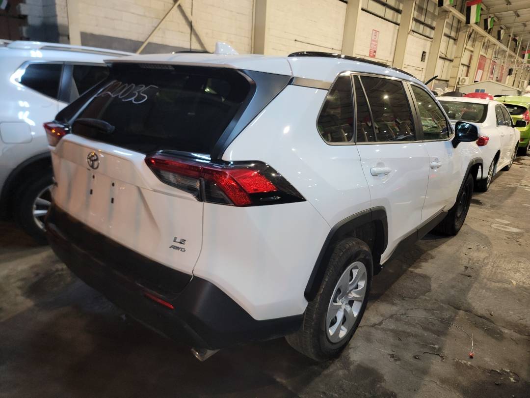 2019 TOYOTA RAV4 — 33828 Miles — Lot 020035 - Marhaba Auctions Used Cars - Image 4