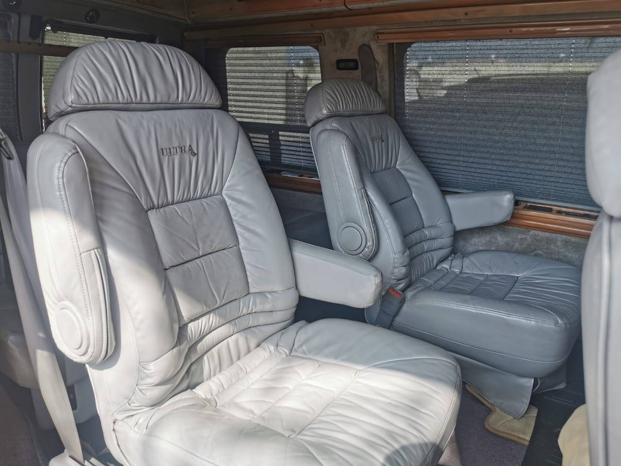 1997 GMC Safari V — Lot 6VB512671 — Souq - Marhaba Auctions Used Cars - Image 5