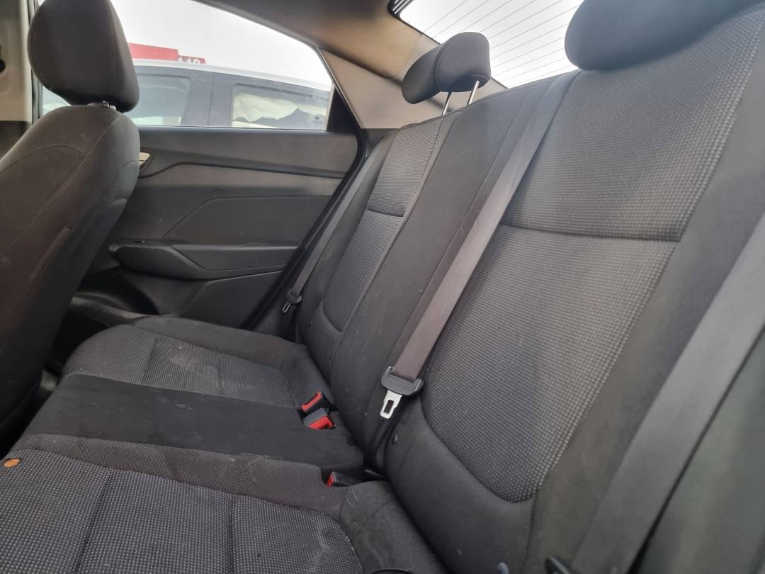 HYUNDAI ACCENT 2021 - Marhaba Auction Used Cars - Image 4