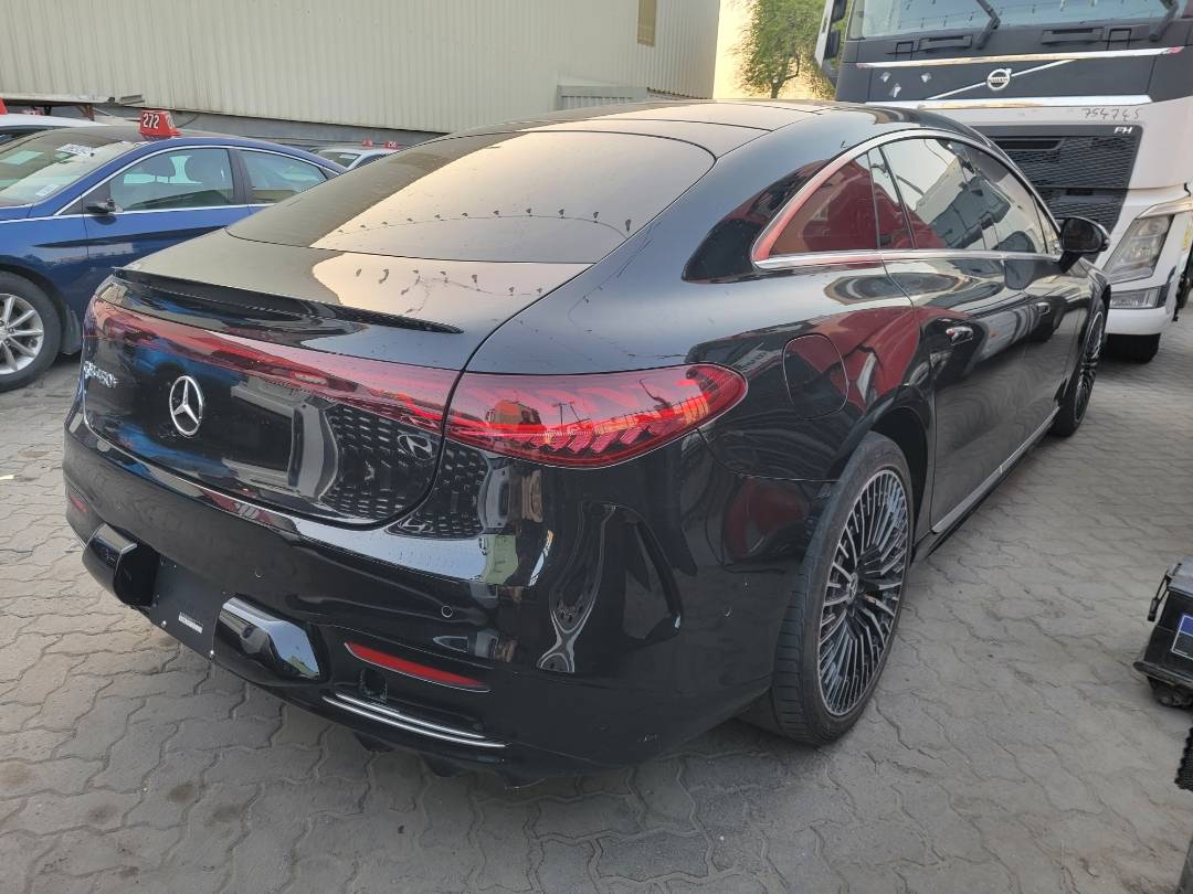 2022 MERCEDES BENZ EQS 450 — 18504 Miles — Lot A005165 — Main - Marhaba Auctions Used Cars - Image 6