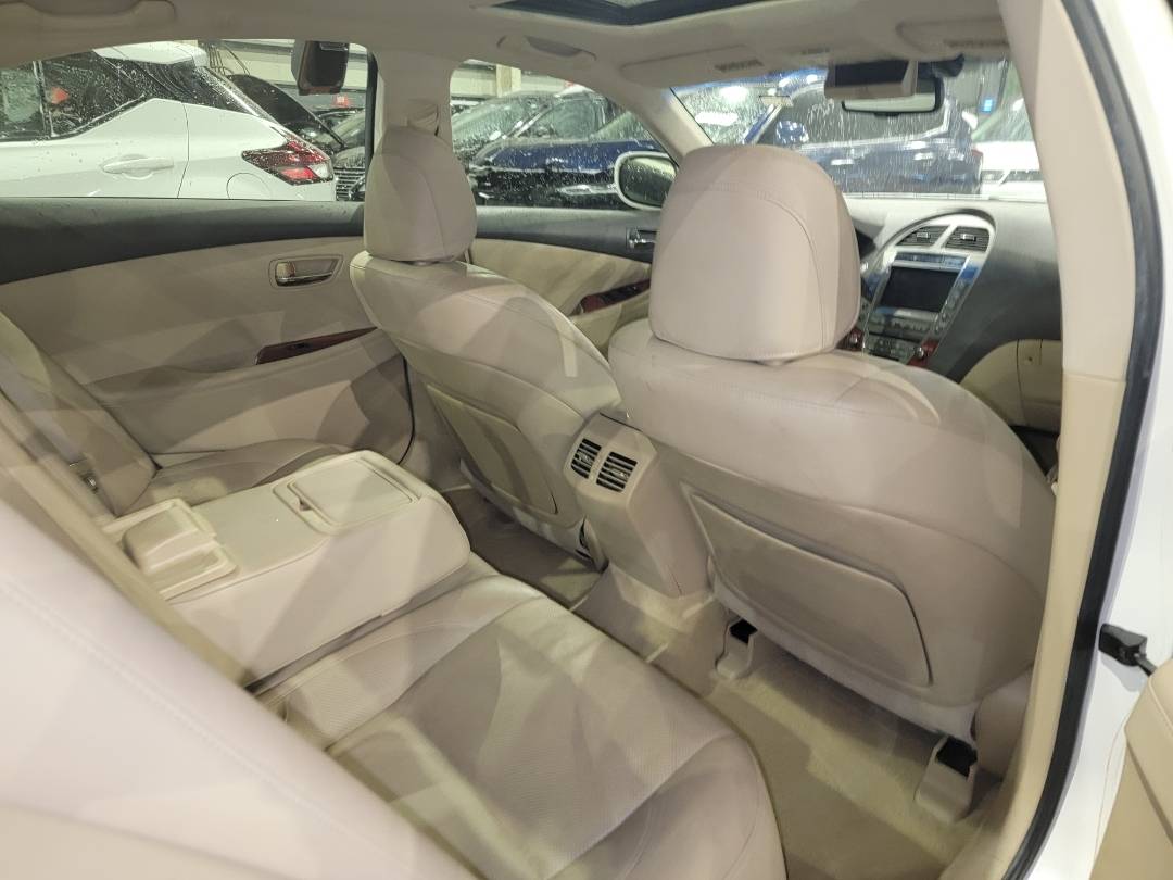 2007 LEXUS ES 350 — 236408 Miles — Lot 62704583 - Marhaba Auctions Used Cars - Image 4