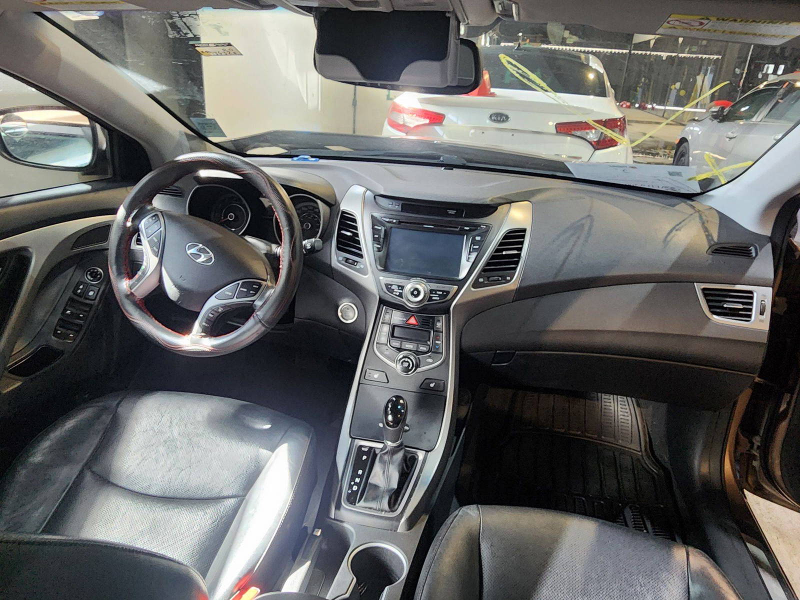 2016 HYUNDAI ELANTRA — 135320 KM — Lot 69623444 — Al Quoz - Marhaba Auctions Used Cars - Image 8