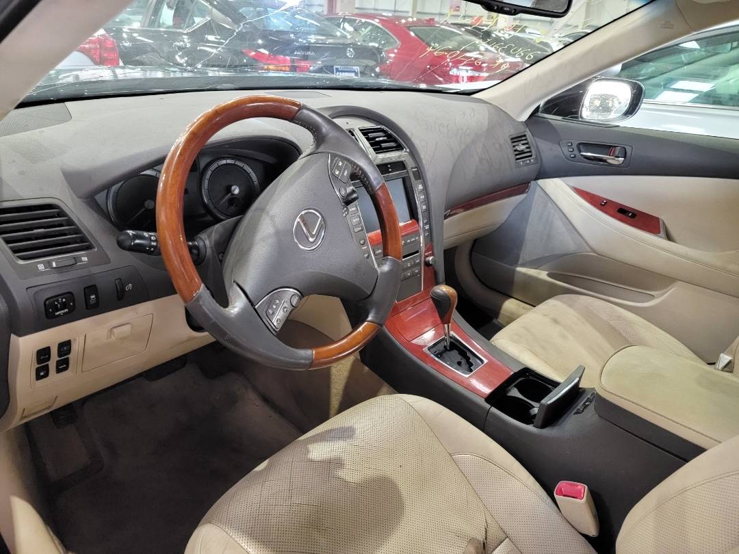 2011 LEXUS ES 350 — 220321 KM — Lot 12128560X — Main - Marhaba Auctions Used Cars - Image 6