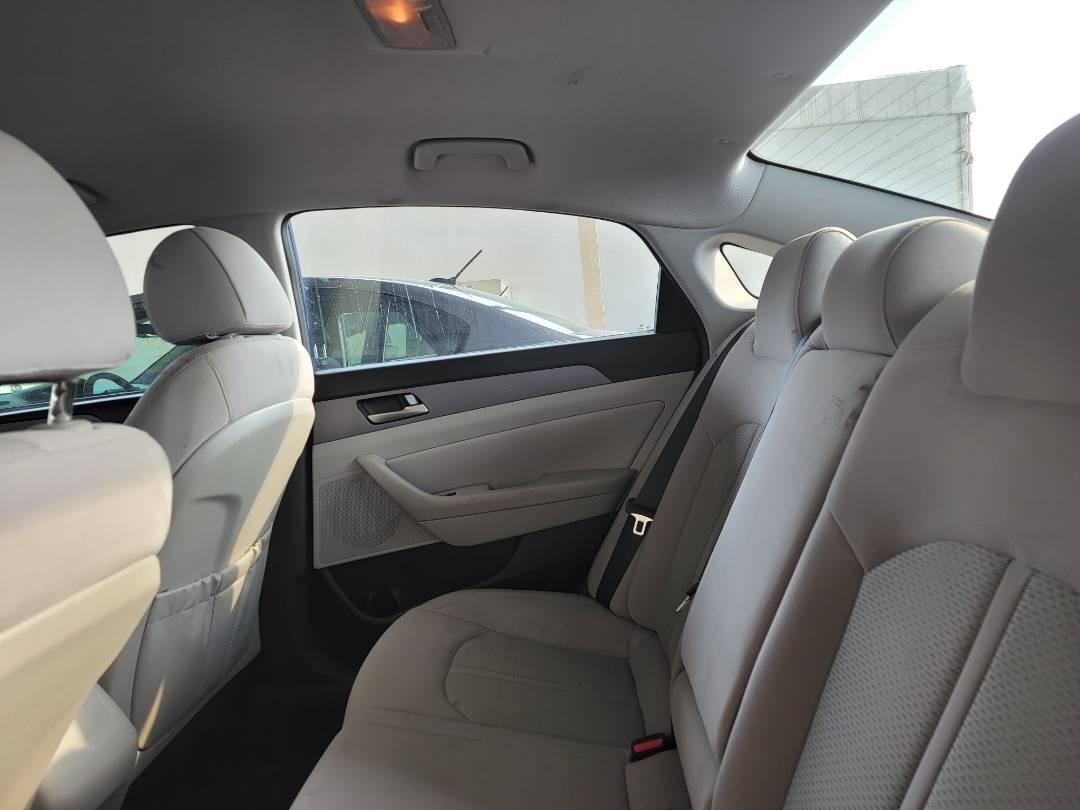 2018 HYUNDAI SONATA — 117247 Miles — Lot 39057570 — Souq - Marhaba Auctions Used Cars - Image 8