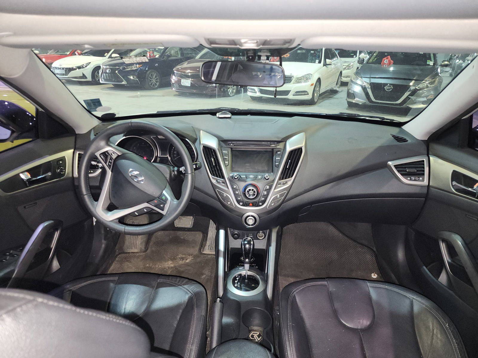2012 HYUNDAI VELOSTER — 129083 KM — Lot 023850 — Al Quoz - Marhaba Auctions Used Cars - Image 8