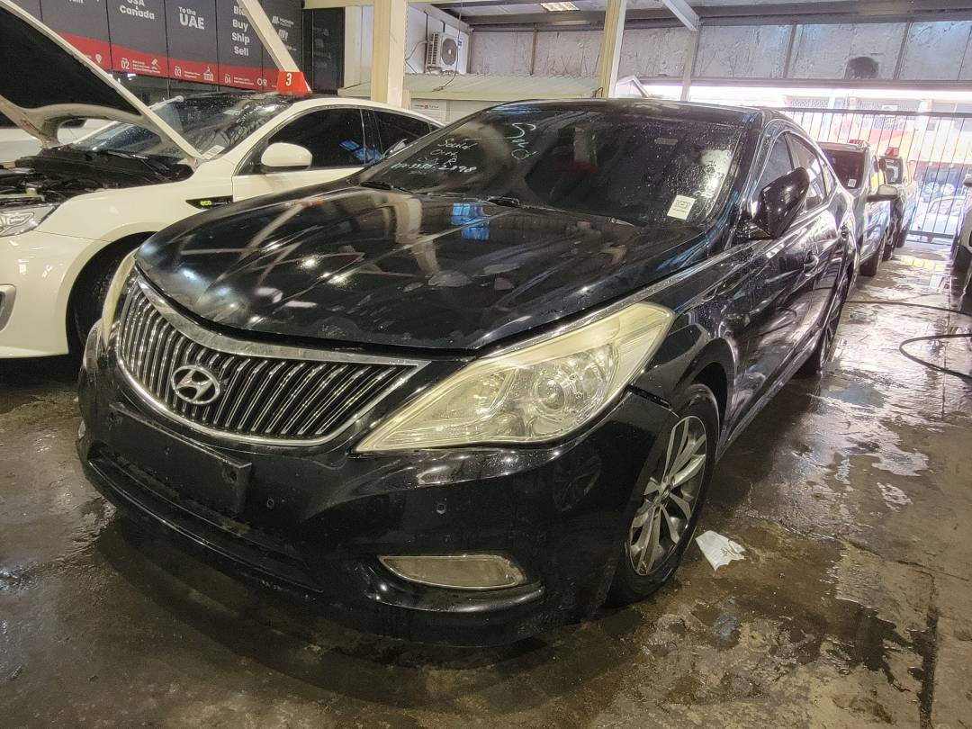 HYUNDAI GRANDEUR 2011 - Marhaba Auction Used Cars - Image 5