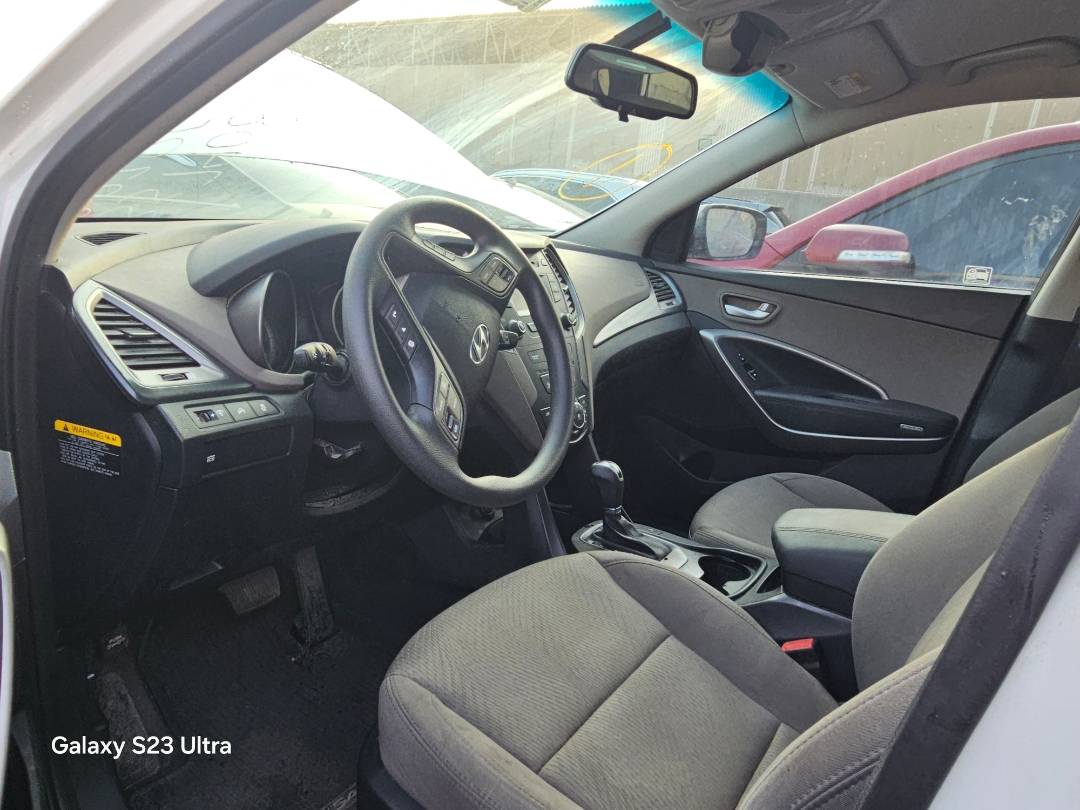 2016 HYUNDAI SANTA FE — 134665 Miles — Lot G337408 — Main - Marhaba Auctions Used Cars - Image 9