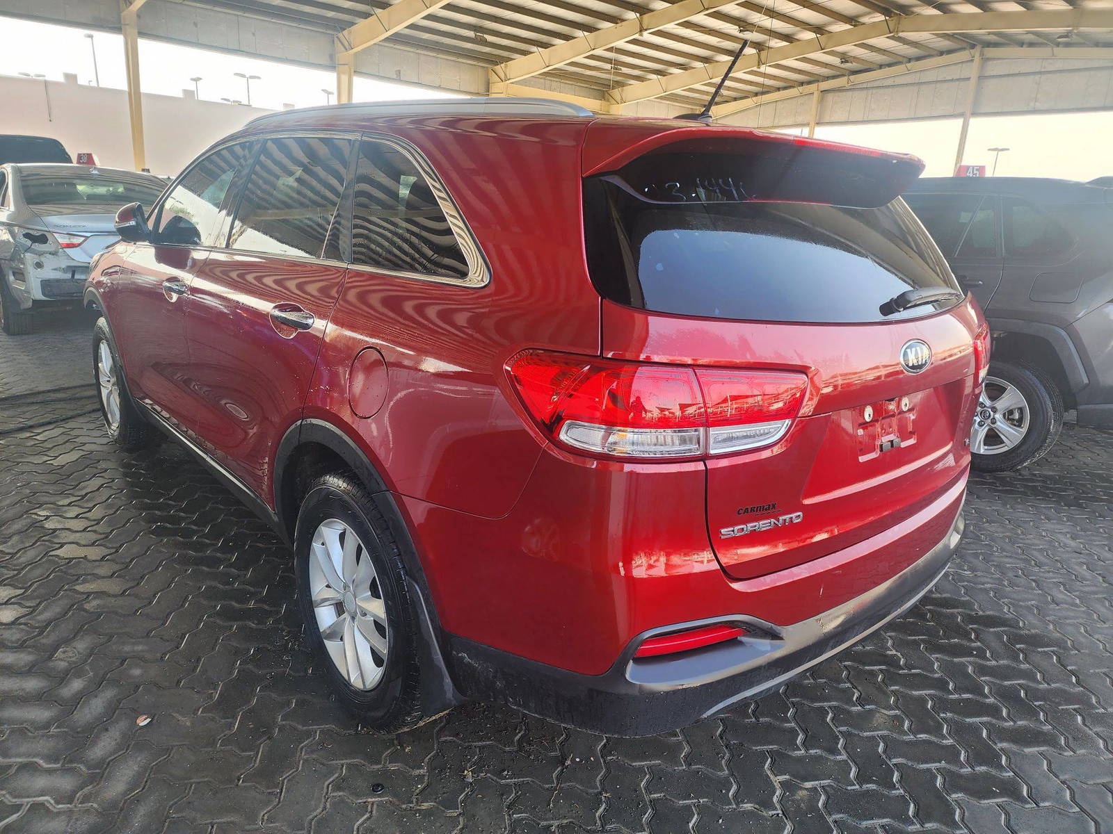 2018 KIA SORENTO — 93878 Miles — Lot 66885763 - Marhaba Auctions Used Cars - Image 3