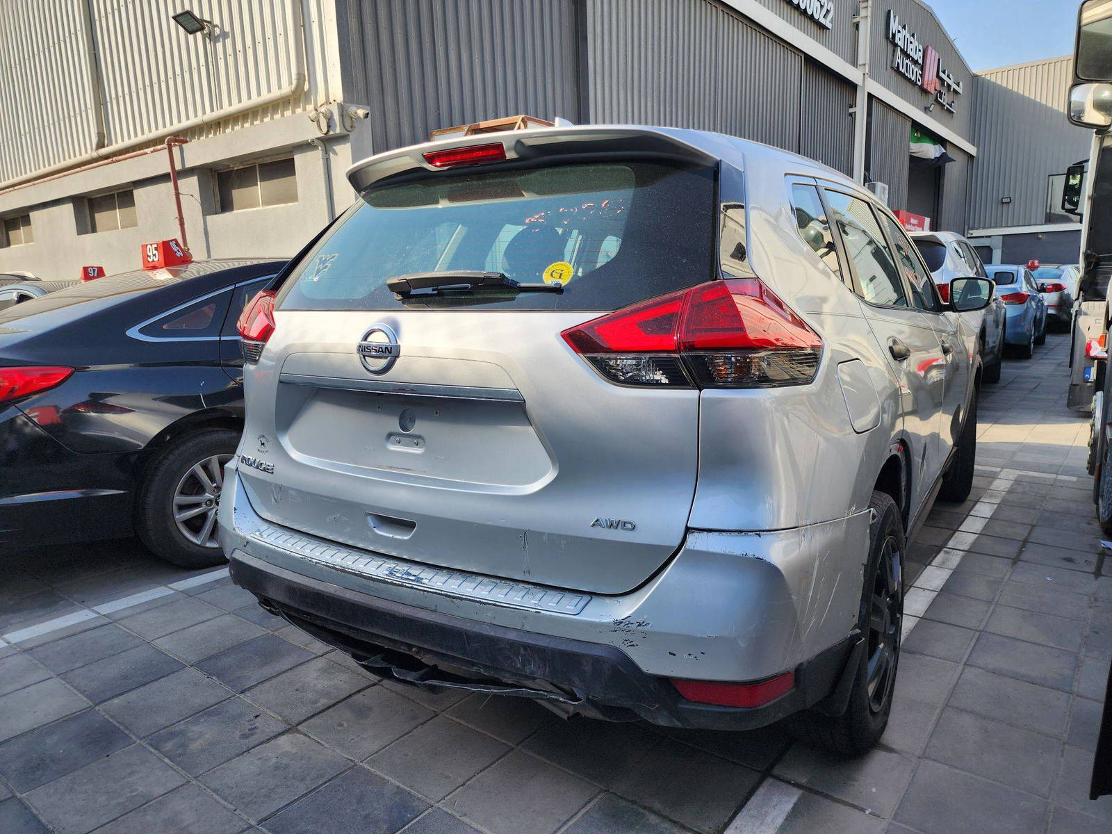 2017 NISSAN ROGUE — 111018 Miles — Lot 41035778 — Souq - Marhaba Auctions Used Cars - Image 4