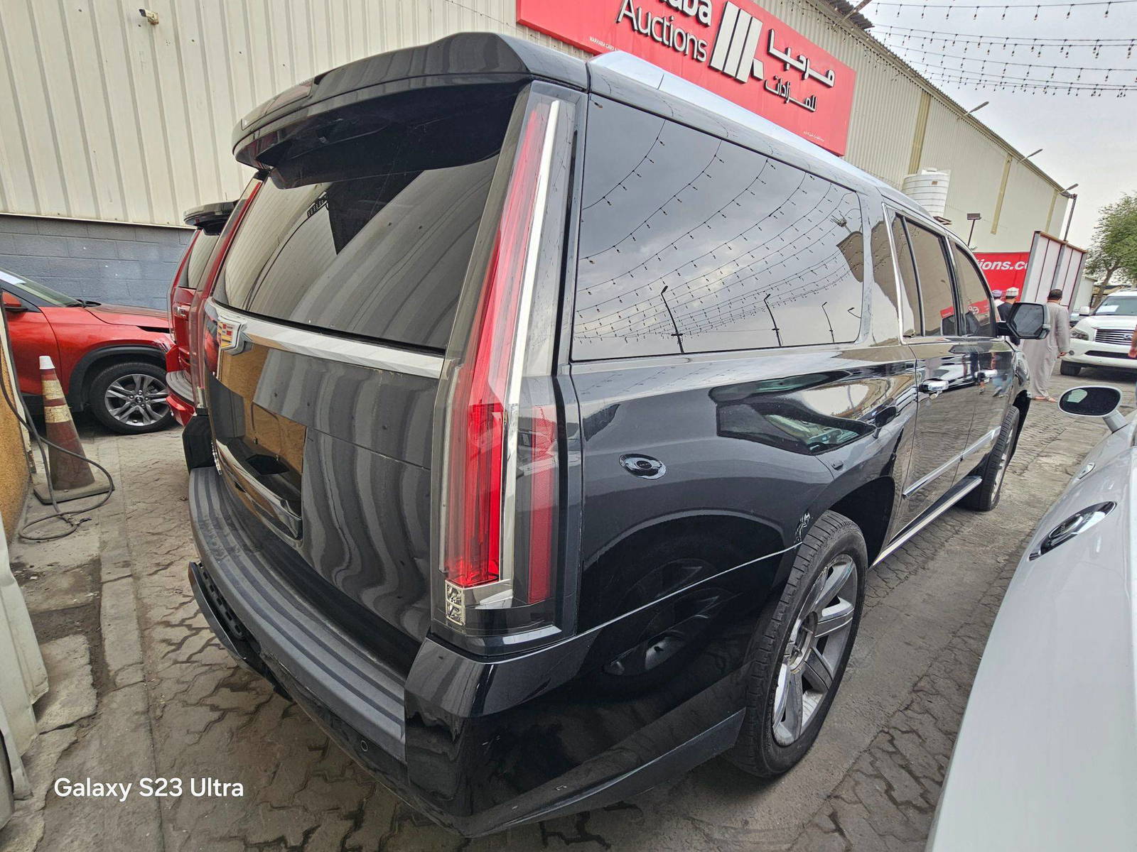 CADILLAC ESCALADE 2015 - Marhaba Auction Used Cars - Image 4