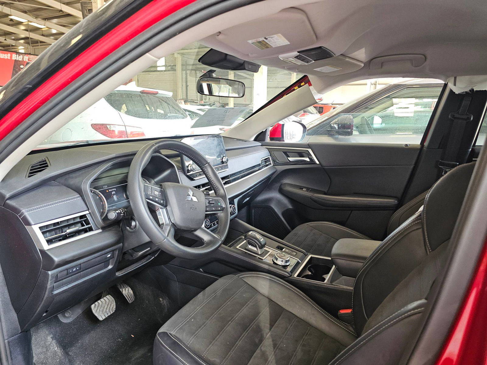 MITSUBISHI OUTLANDER 2024 - Marhaba Auction Used Cars - Image 7