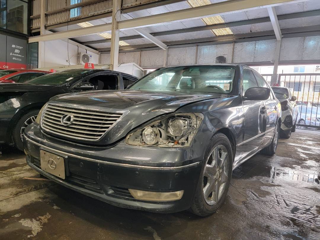 2004 LEXUS LS 430 — 248121 Miles — Lot 40127350 — Main - Marhaba Auctions Used Cars - Image 5