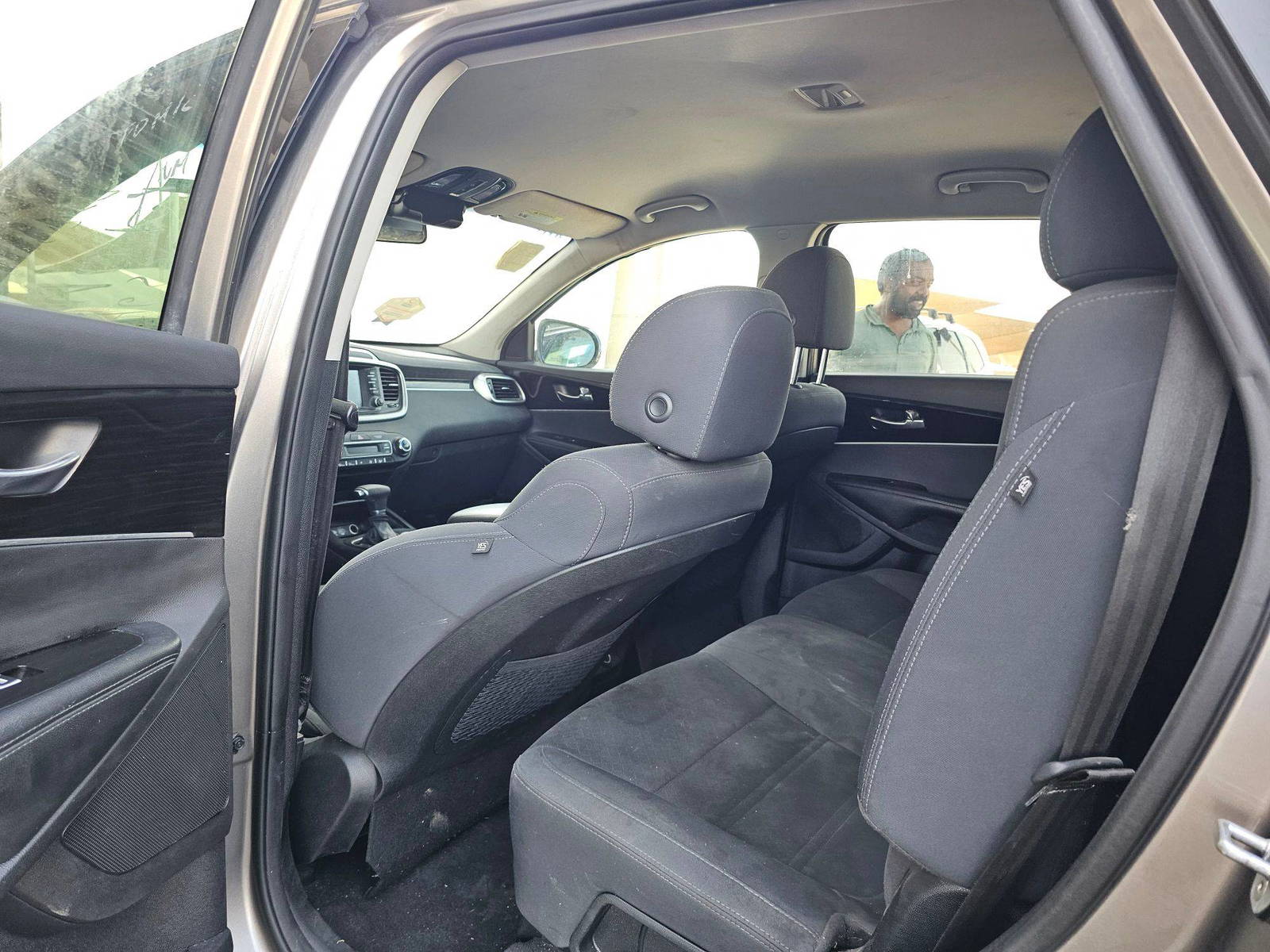 KIA SORENTO 2019 - Marhaba Auction Used Cars - Image 6