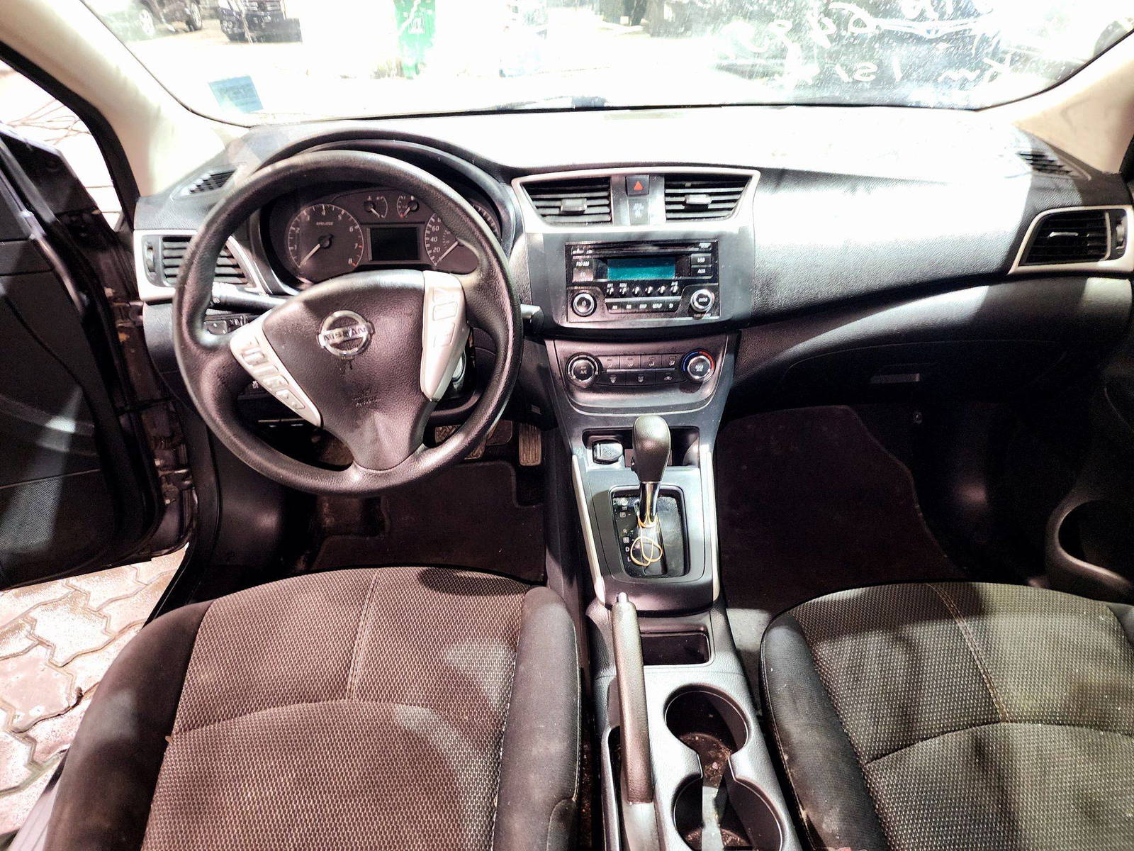 2016 NISSAN SENTRA — 151942 KM — Lot 12116241 — Souq - Marhaba Auctions Used Cars - Image 7