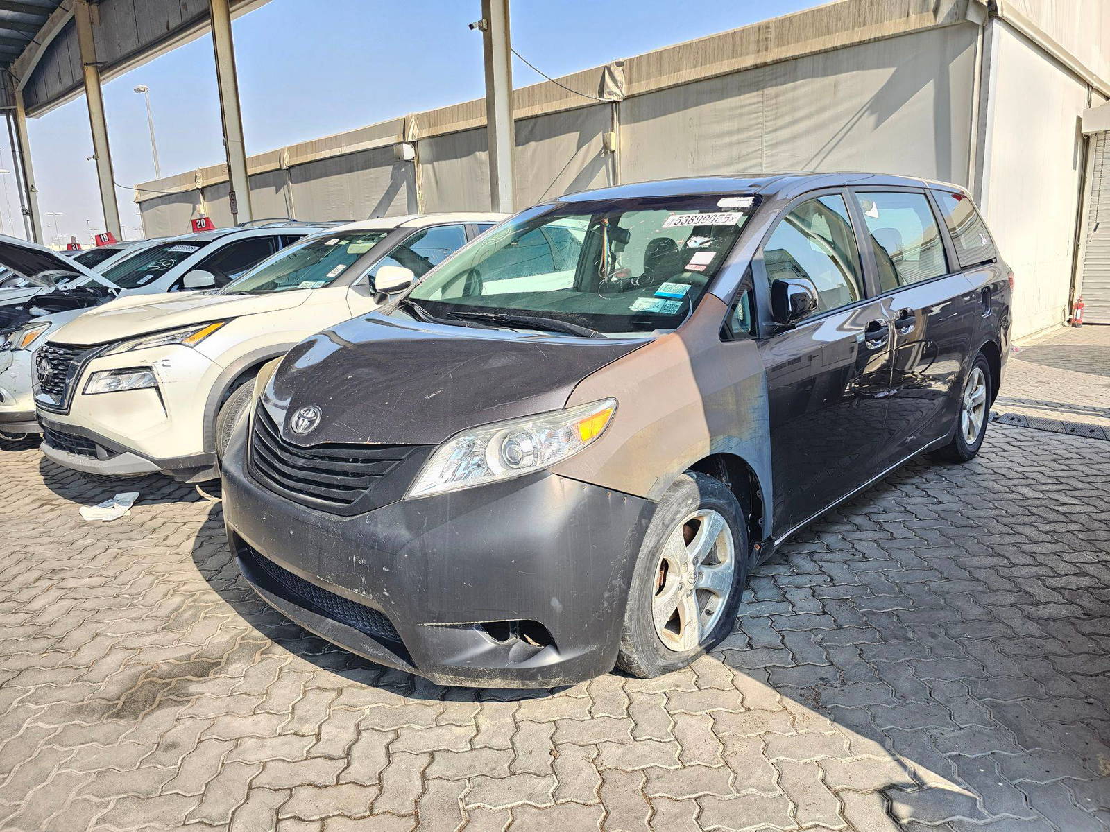2013 TOYOTA SIENNA — 195419 Miles — Lot S287532 — Souq - Marhaba Auctions Used Cars - Image 5