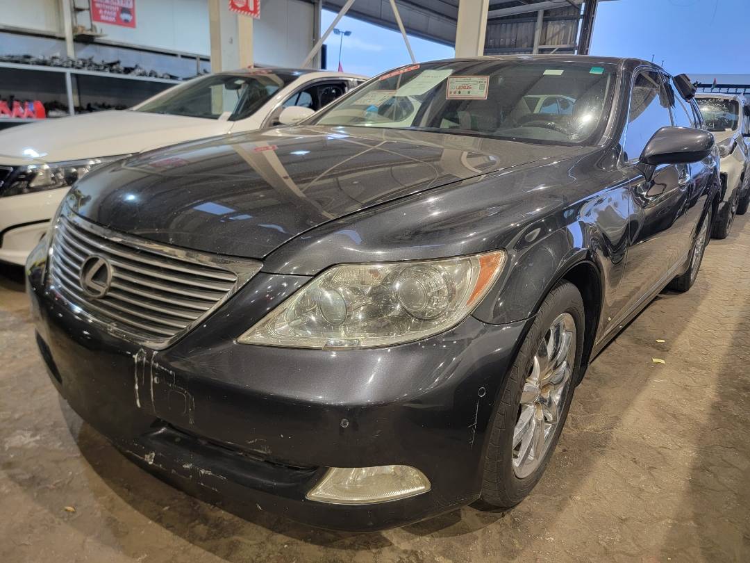 2007 LEXUS LS 460 — 166537 Miles — Lot 003099 - Marhaba Auctions Used Cars - Image 6