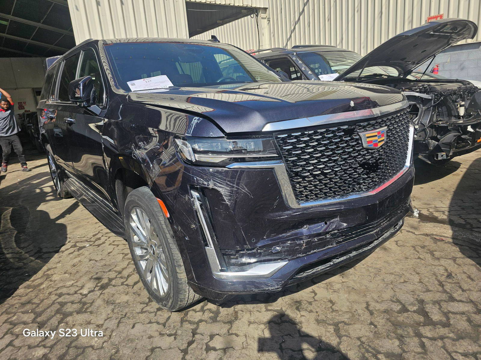 CADILLAC ESCALADE ESV PREMIUM LUXURY 2023 - Marhaba Auction Used Cars - Image 3