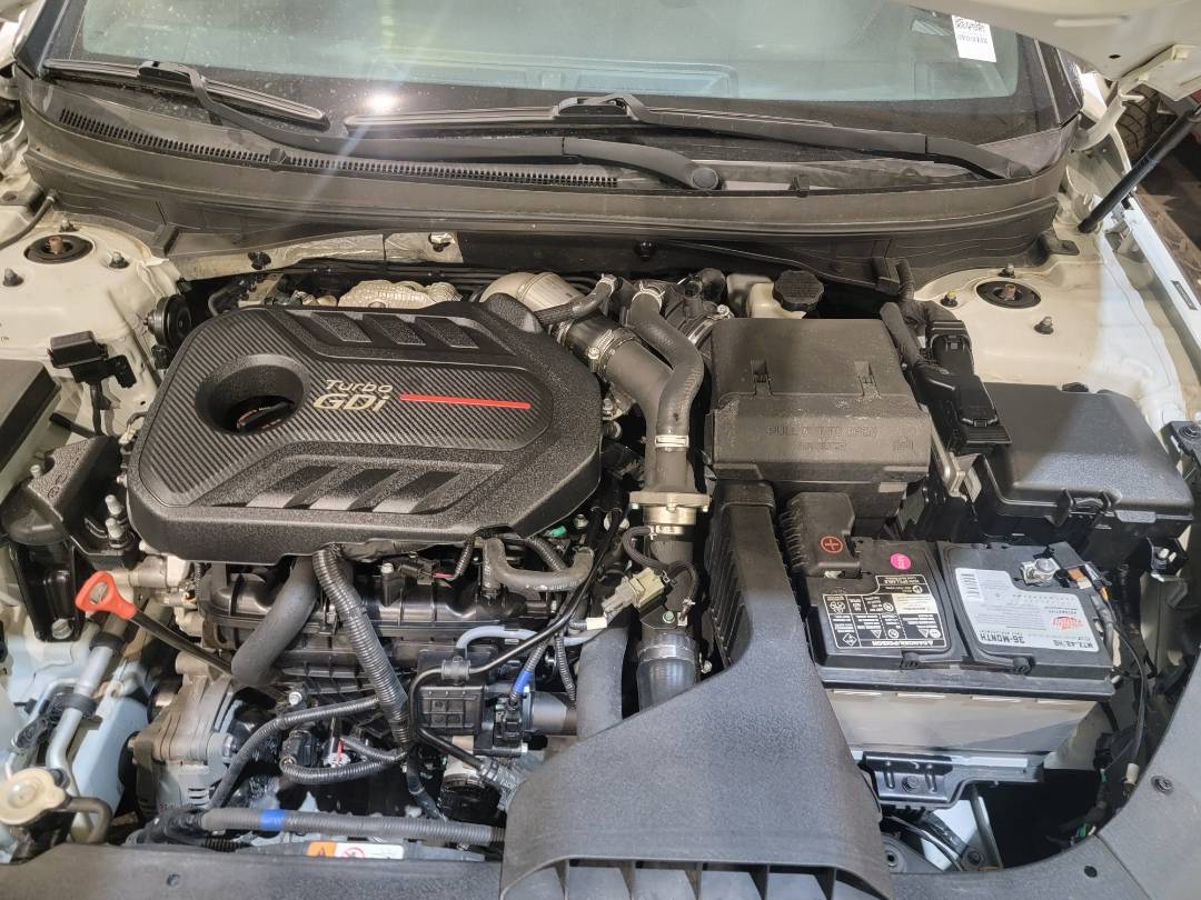 2018 HYUNDAI SONATA — 133224 Miles — Lot JH692286 — Main - Marhaba Auctions Used Cars - Image 11