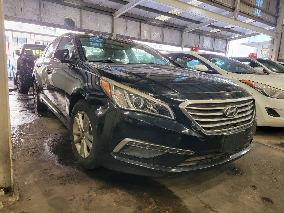 2015 HYUNDAI SONATA — 158083 Miles — Lot H223817 — Souq - Marhaba Auctions Used Cars - Image 4